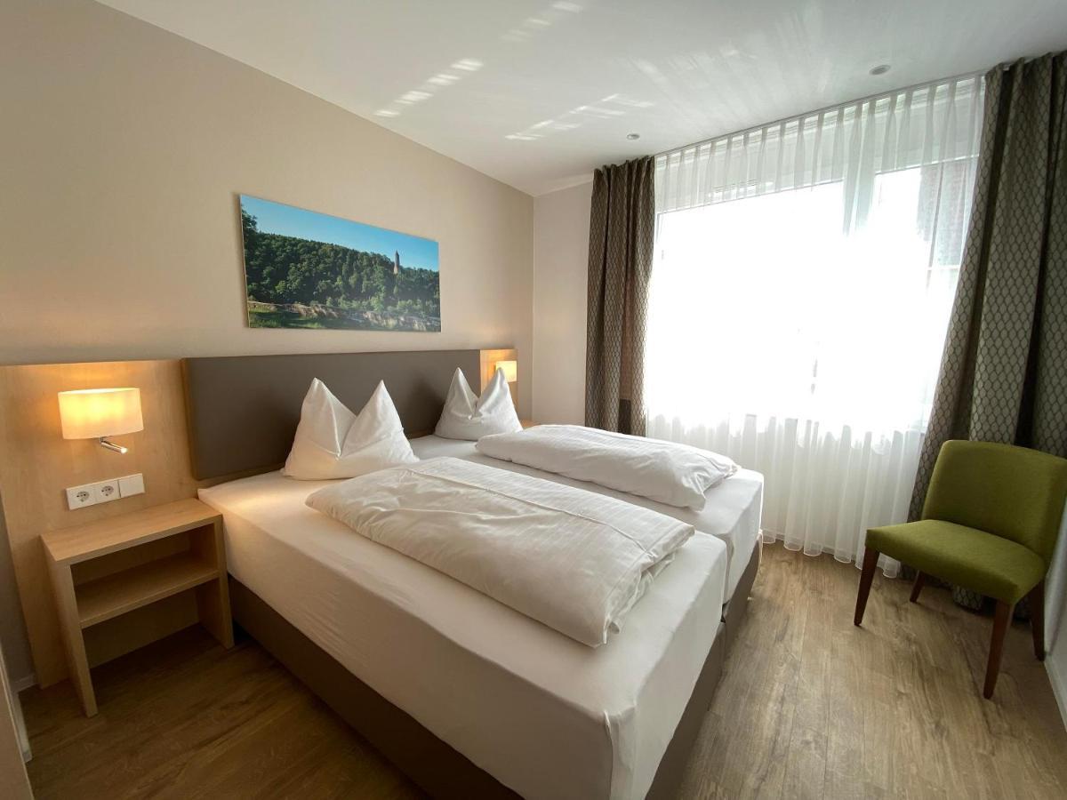 Hotel-Restaurant Und Gaestehaus Loewen Süßen 外观 照片