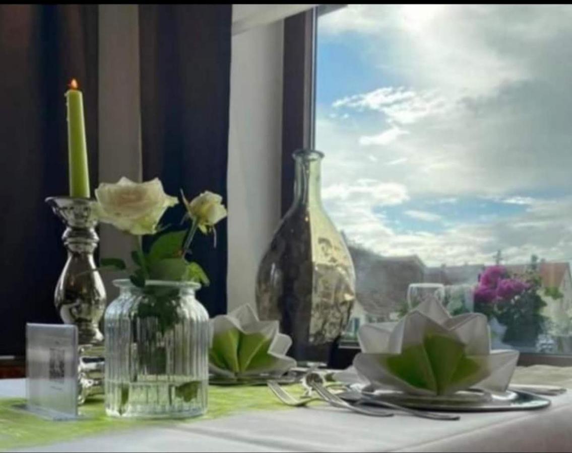 Hotel-Restaurant Und Gaestehaus Loewen Süßen 外观 照片