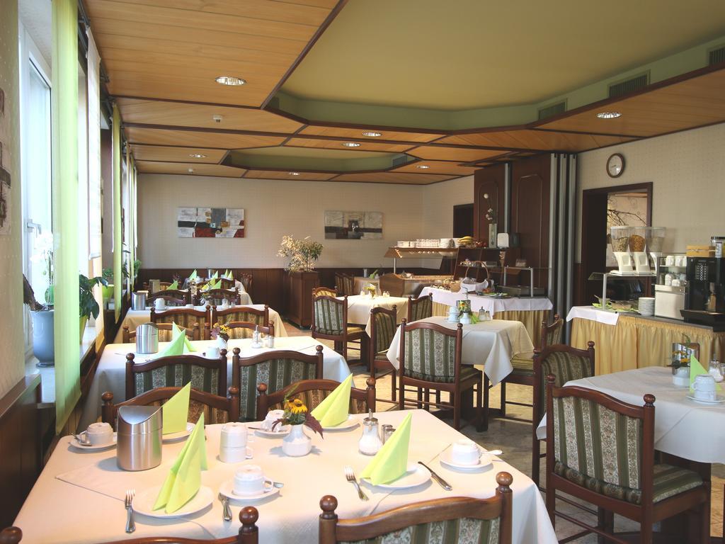 Hotel-Restaurant Und Gaestehaus Loewen Süßen 外观 照片