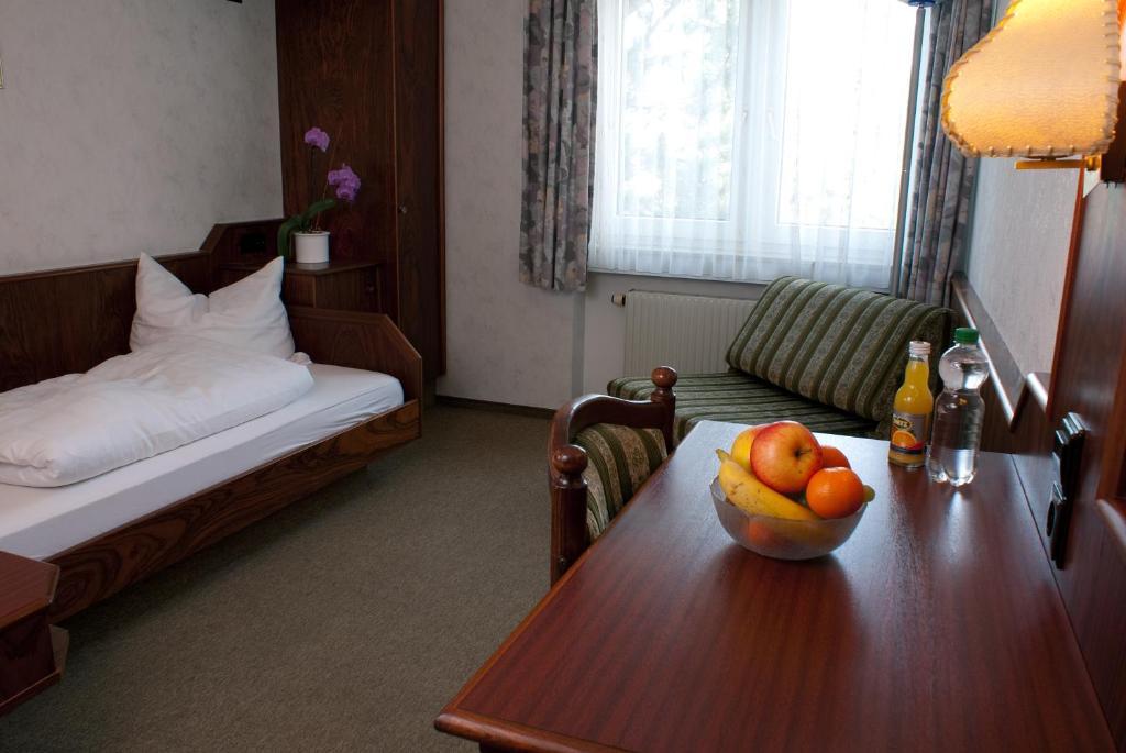 Hotel-Restaurant Und Gaestehaus Loewen Süßen 外观 照片