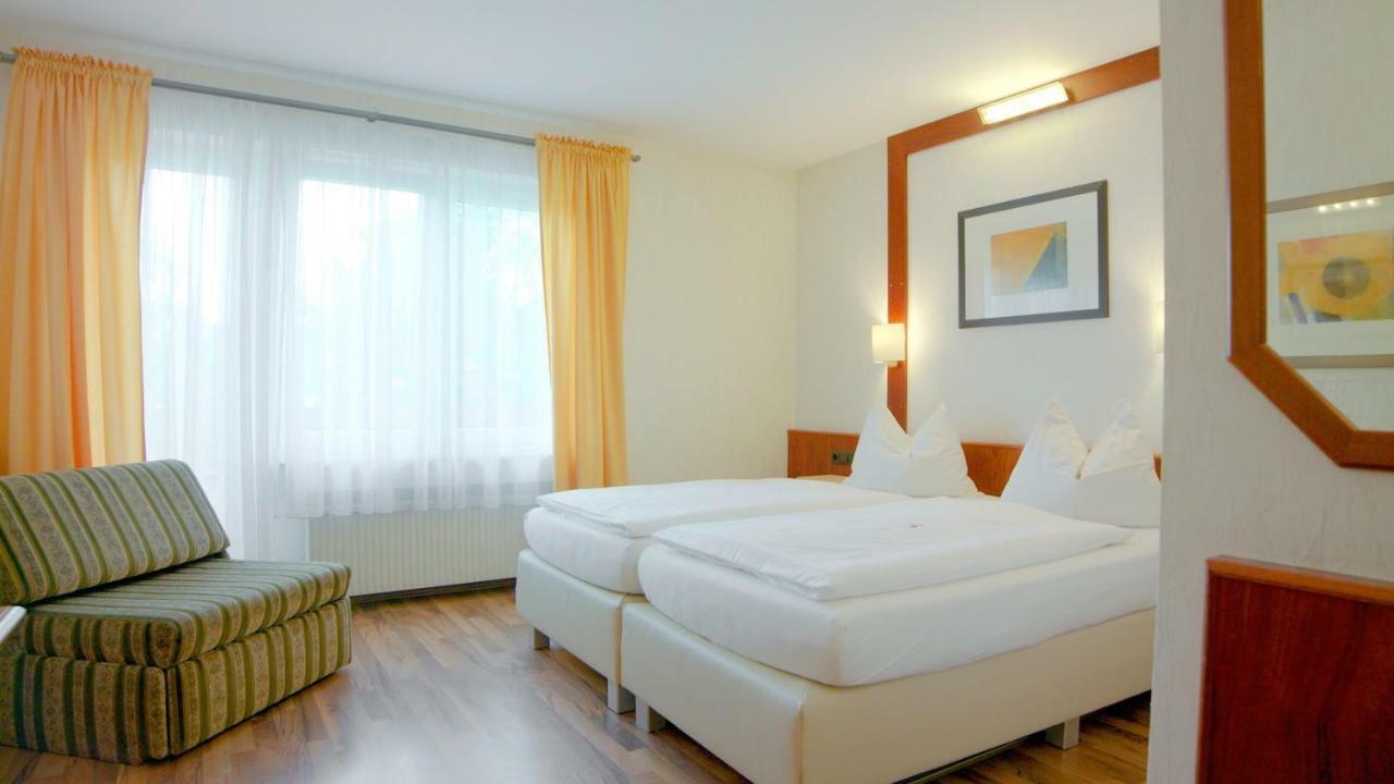 Hotel-Restaurant Und Gaestehaus Loewen Süßen 外观 照片
