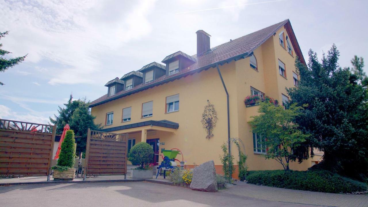 Hotel-Restaurant Und Gaestehaus Loewen Süßen 外观 照片
